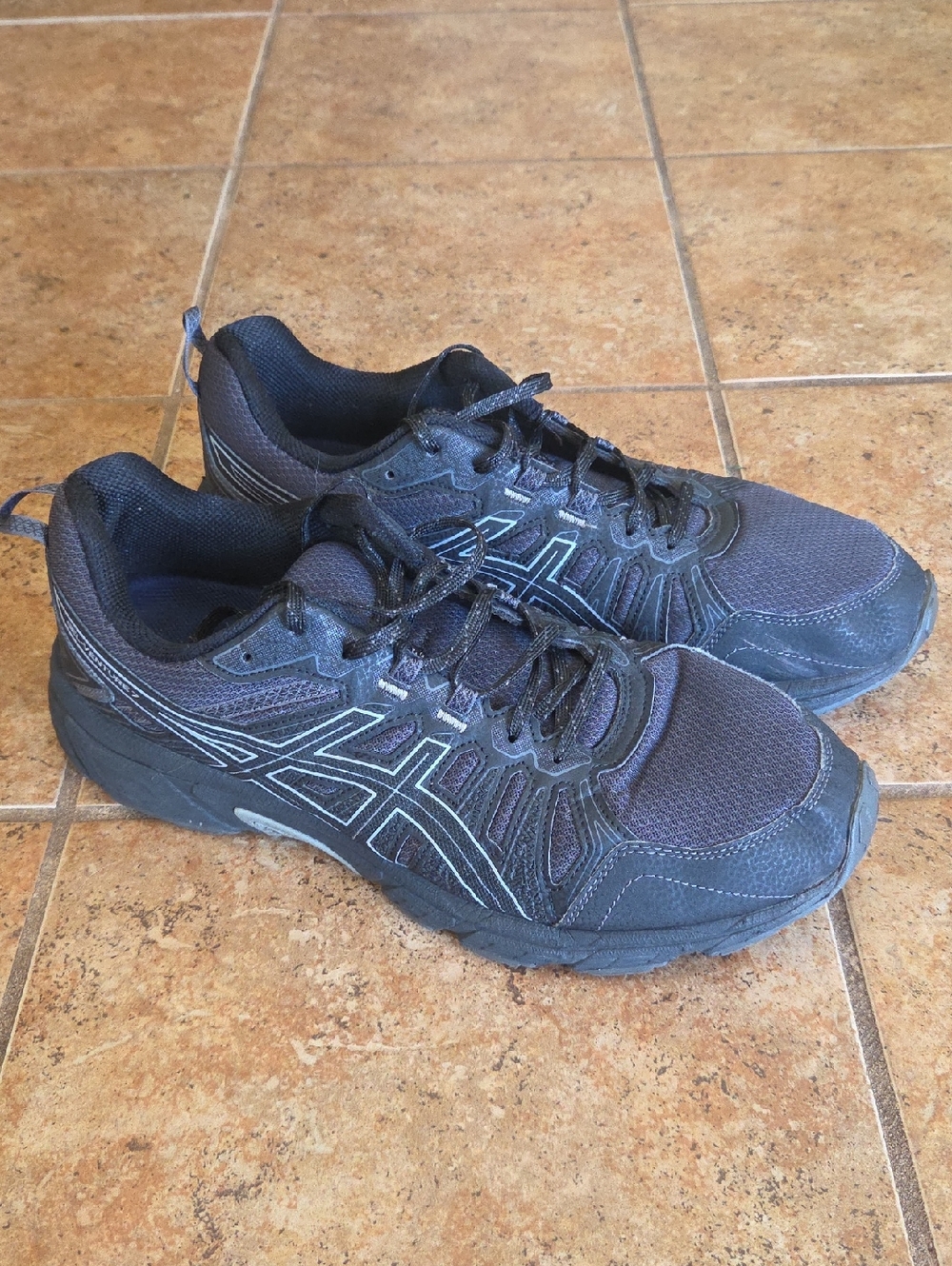 ASICS GEL-VENTURE 7 Mens Athletic Running Shoes Size 14 Extra Wide, Black & Grey